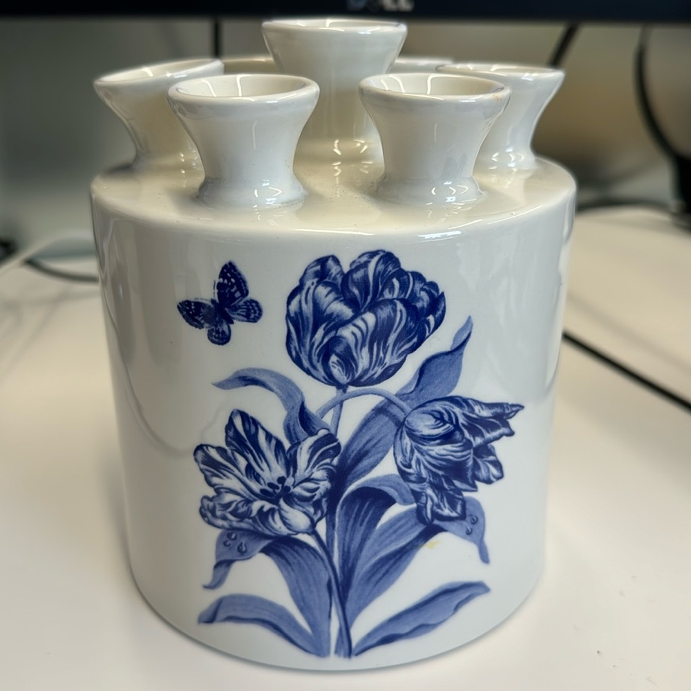 Beautiful Delft Delfleur Holland Tulip Vase